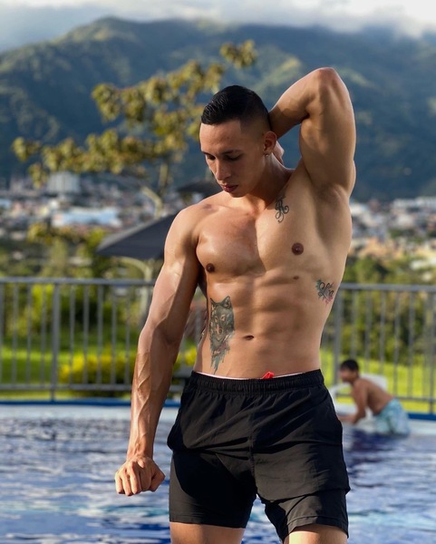 Performer ConorTaylor Photo 3