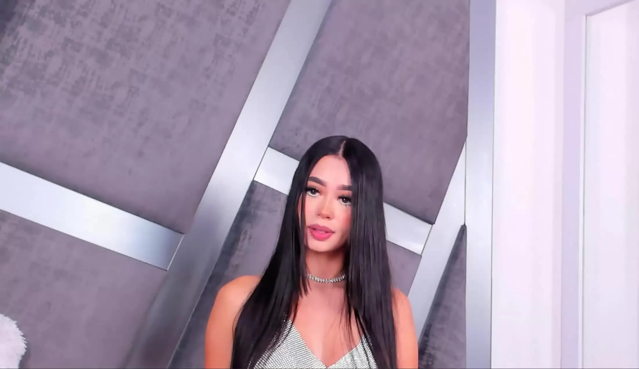 Artiest AlanaSampaoli Video 2