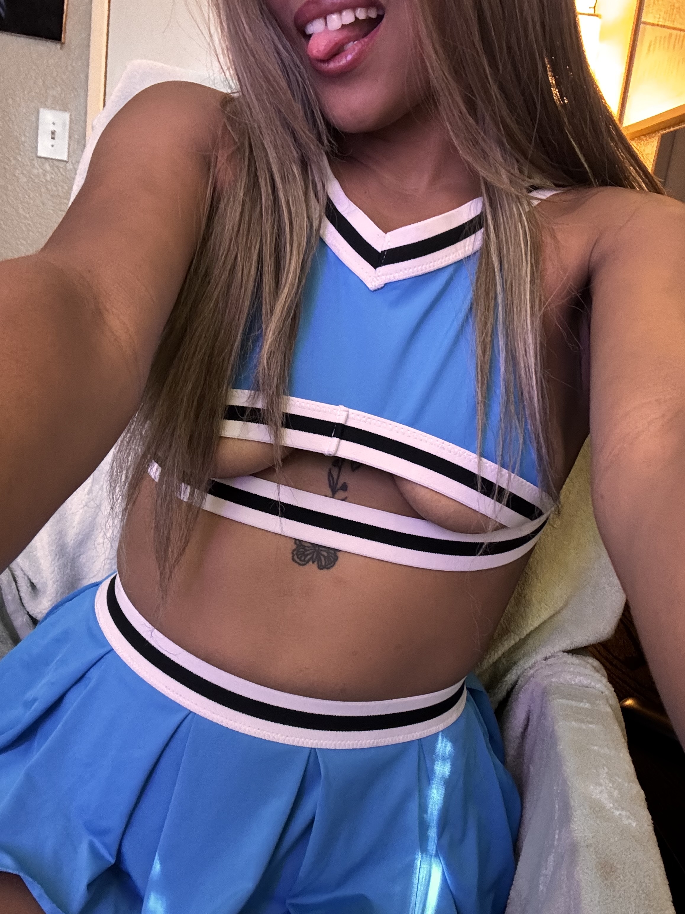 Performer CeCeMia Photo 2