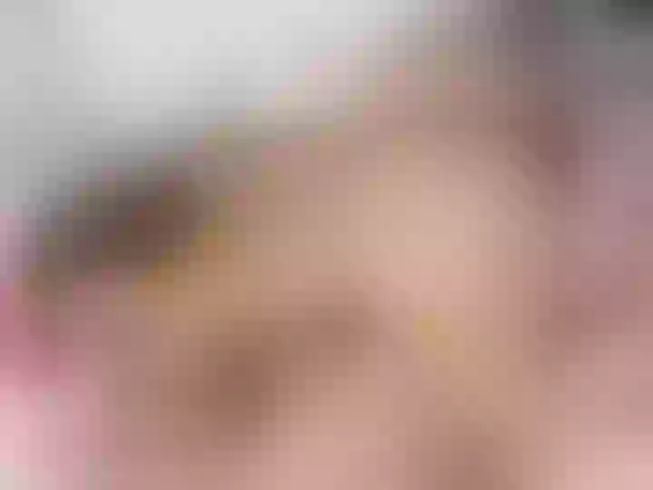 Image de profil du modèle de webcam PetitenKinky4U