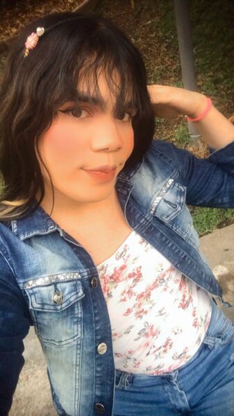 Interprète ViiolettaCam Photo 6