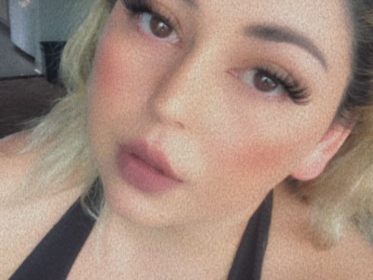 LaytonGreene profilbild på webbkameramodell