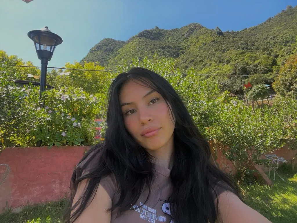 LunaaCruz profielfoto van cam model