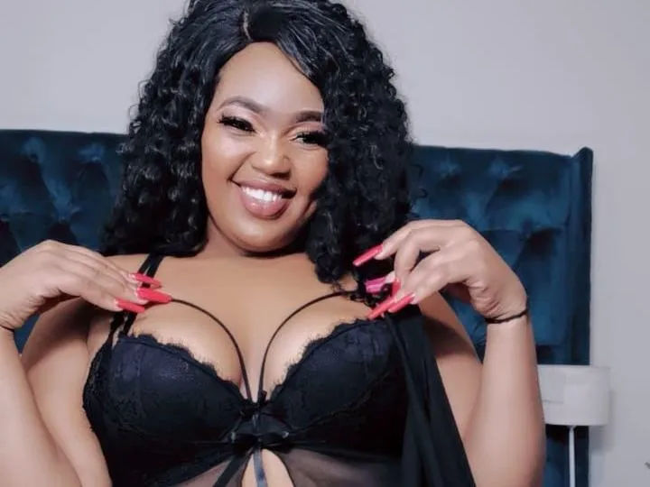 Foto de perfil de modelo de webcam de CherryonTop51