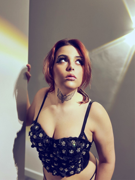 Interprete NightKisses Foto 3