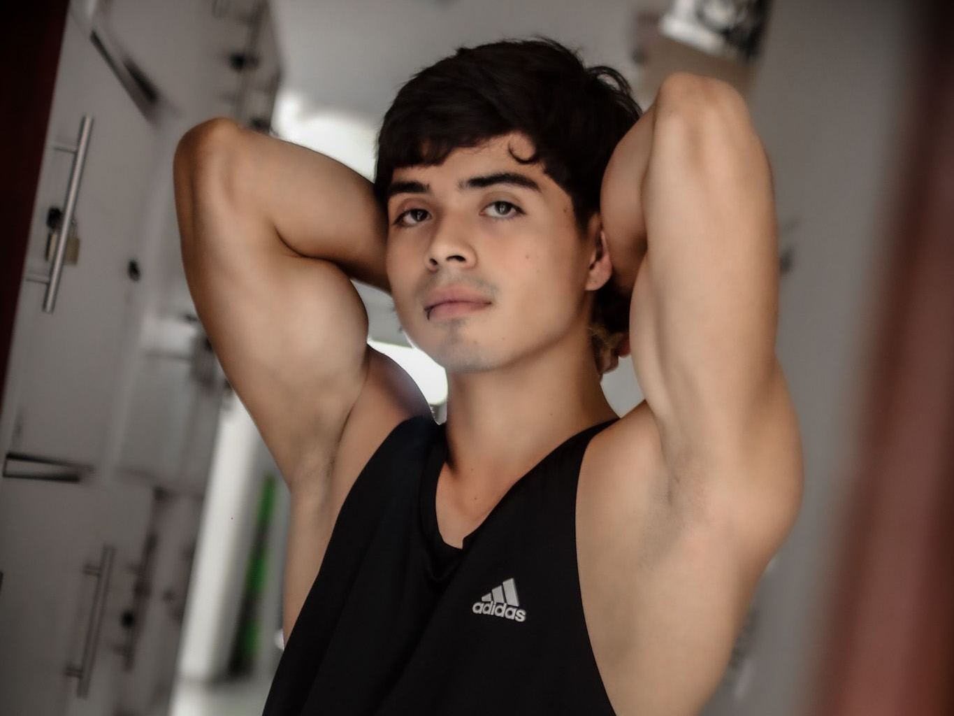 Imagen de perfil de modelo de cámara web de AlejandroThoms