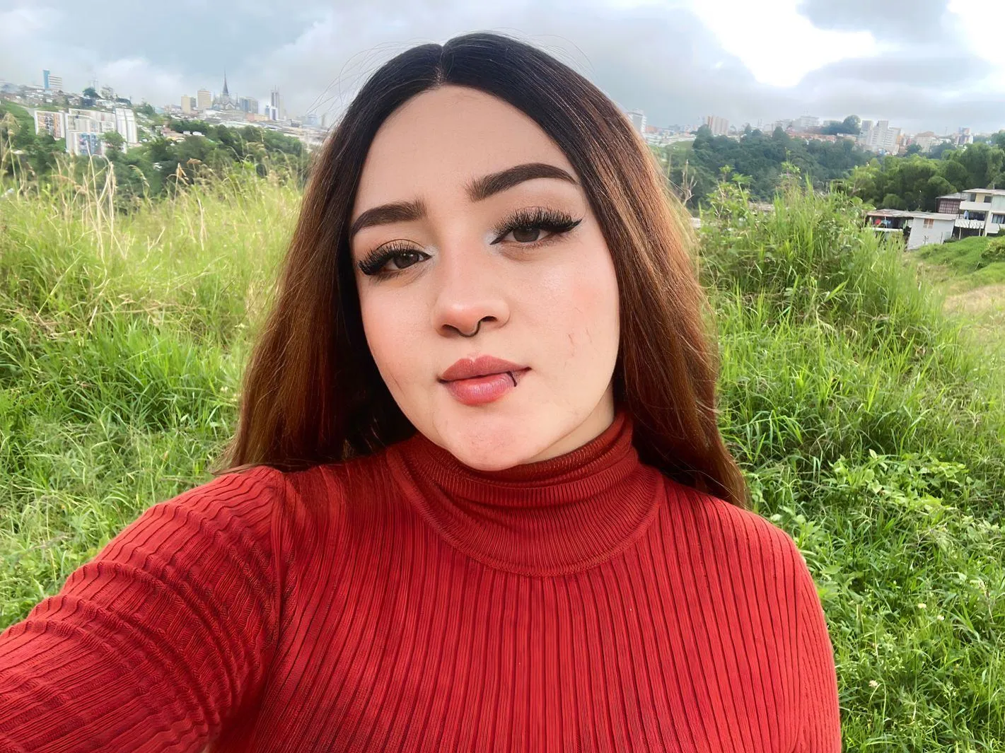 Imagen de perfil de modelo de cámara web de AuroMiller