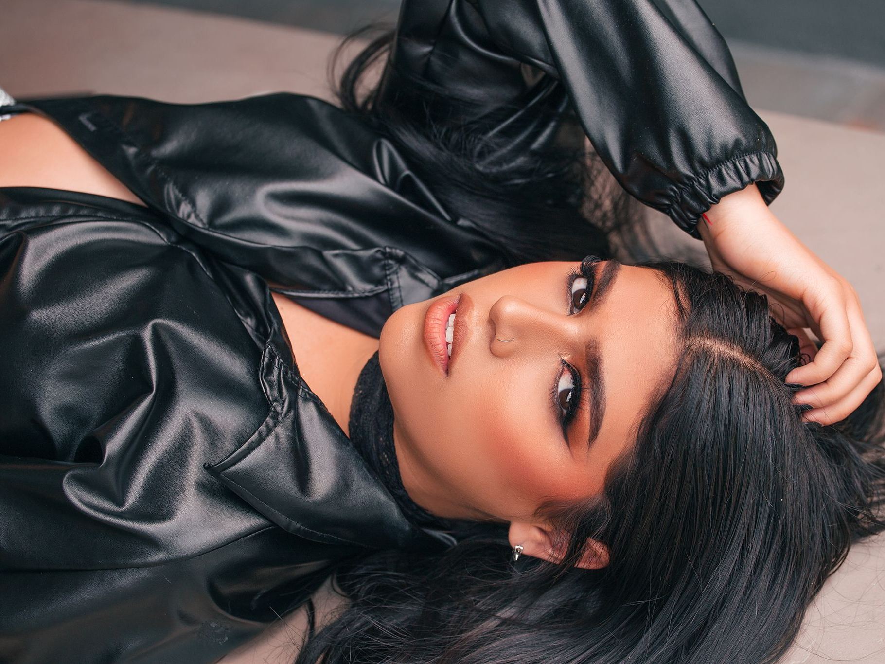 Foto de perfil de modelo de webcam de NicolJade