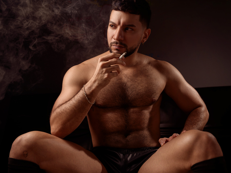 Performer JhonThan Photo 7