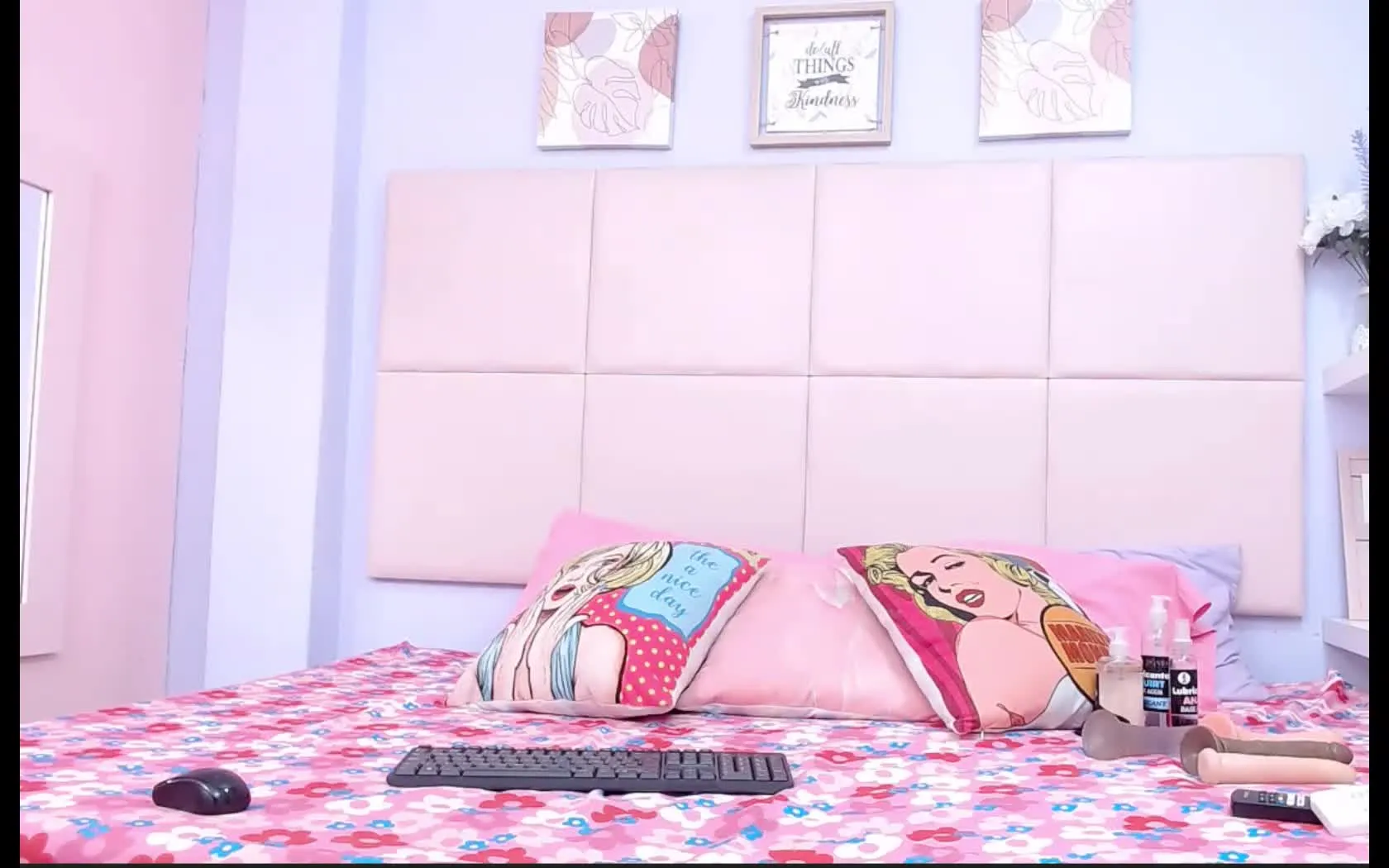 Artiest KaoriRoy Video 1