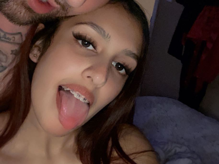 LauraCade cam model profile picture