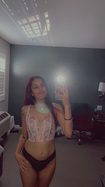 Artiest LauraCade Foto 1
