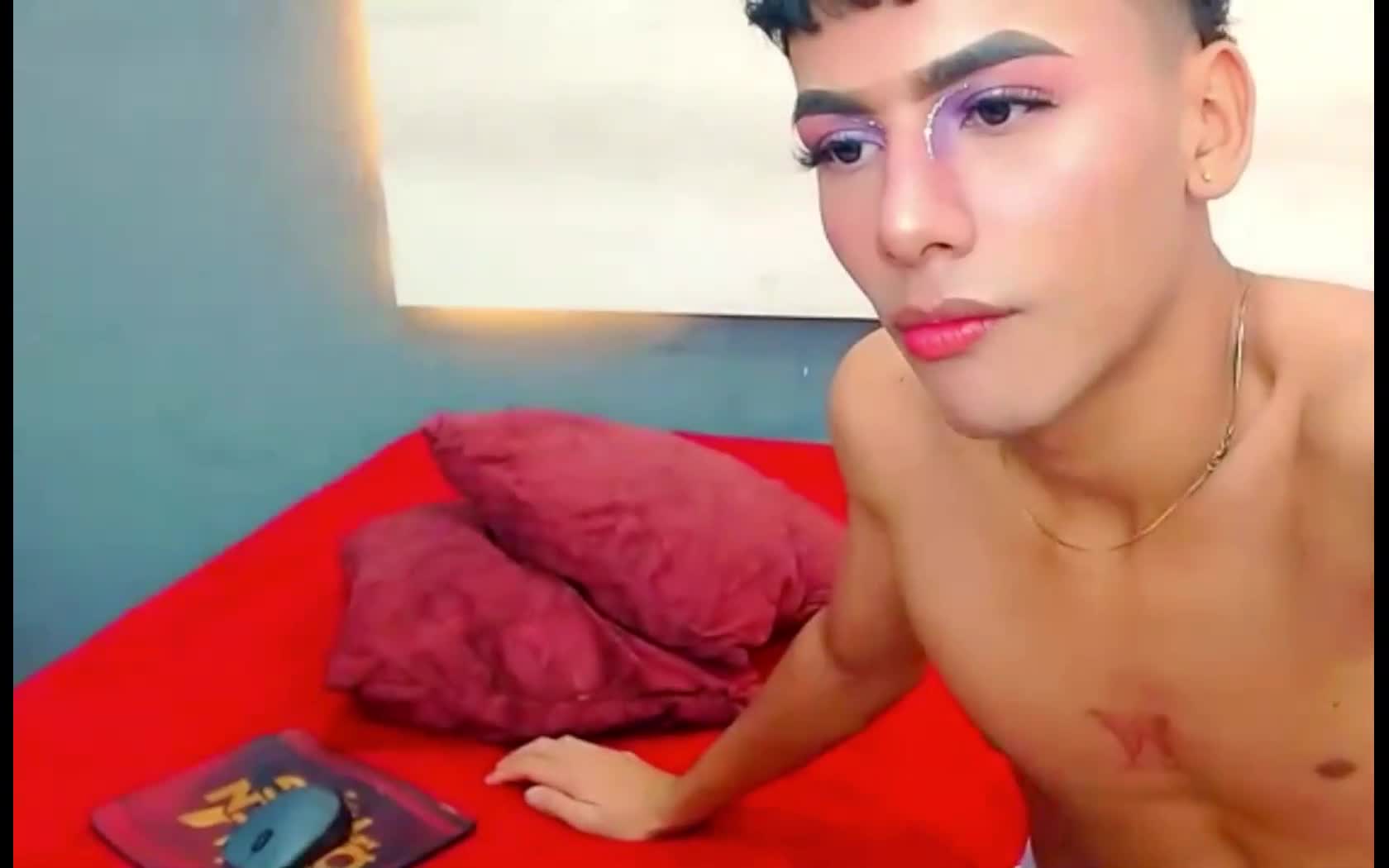 Intérprete poisonfemmeboy Video 1