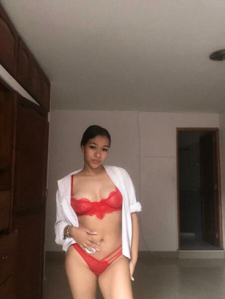 Artist AlyRodriguez Foto 4