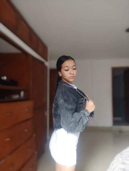 Artist AlyRodriguez Foto 8