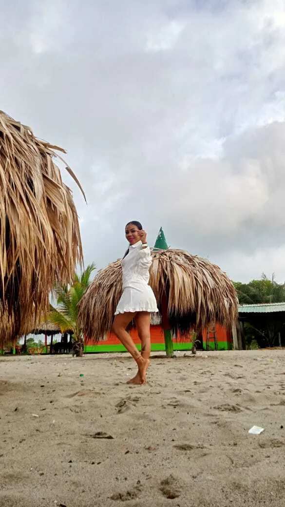 Interprète HellenSkyy Photo 11