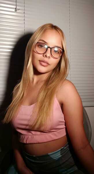 Interprete EmilyDavid Foto 3