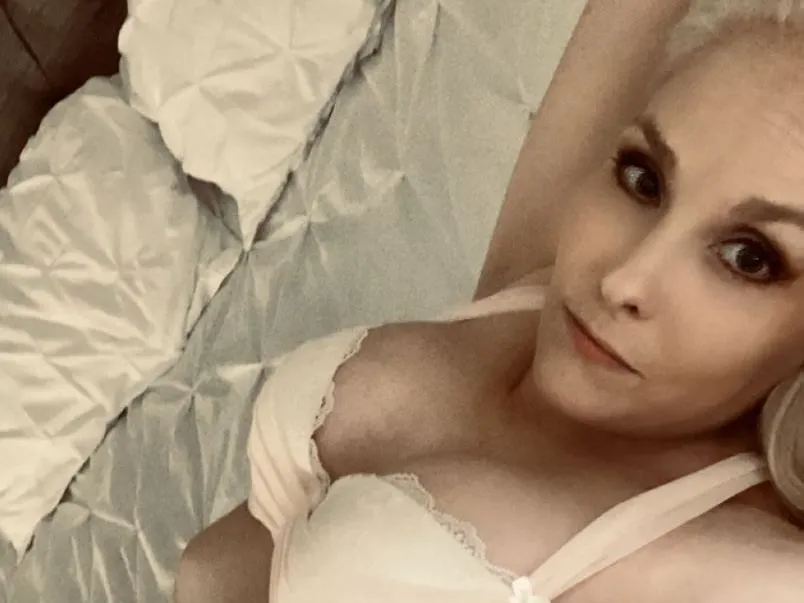 Foto de perfil de modelo de webcam de DawnKnight