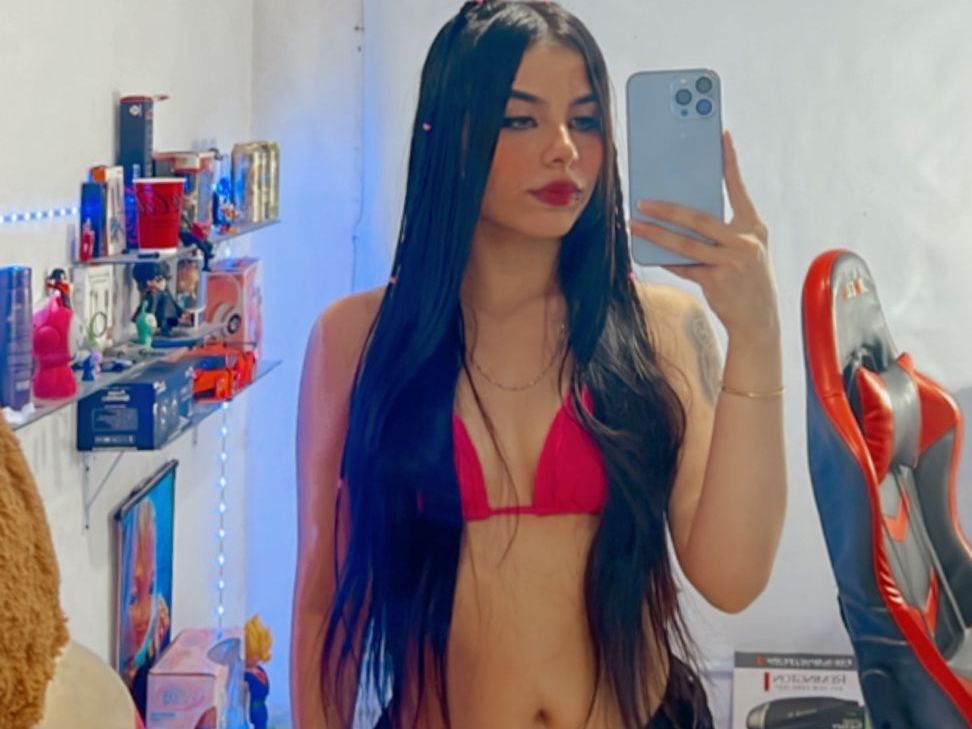 Foto de perfil de modelo de webcam de Carolinee18 