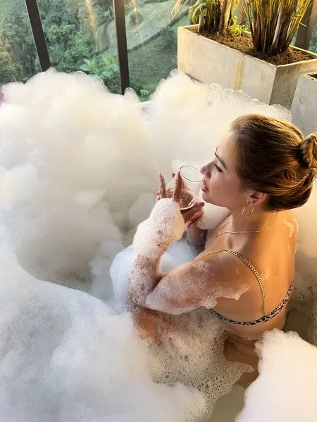 Performer AriadnaAndTony Photo 7