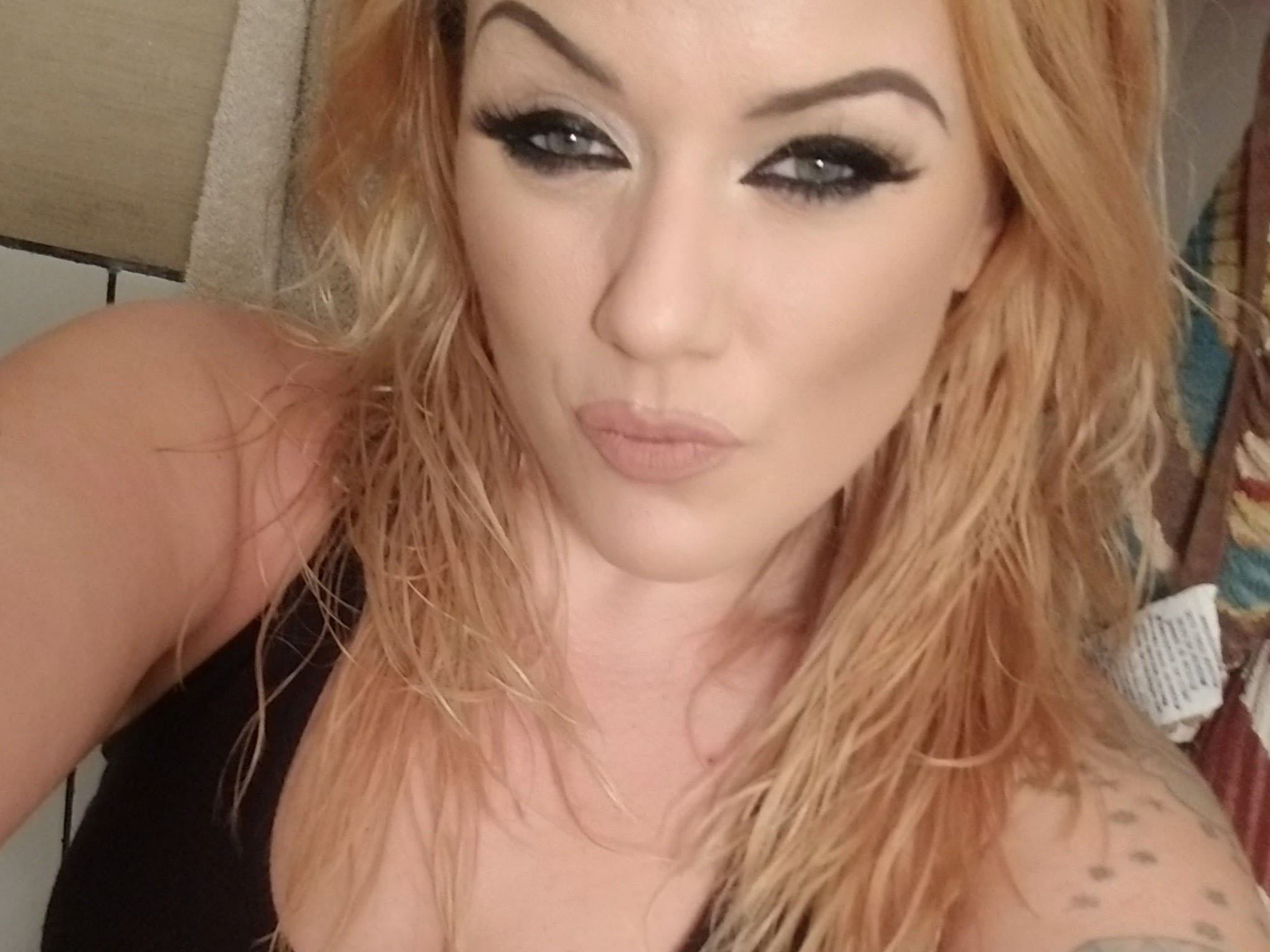 MadeeMarie profilbild på webbkameramodell