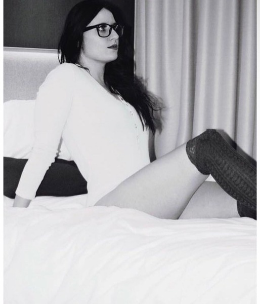 Interprète queenofthebees Photo 7