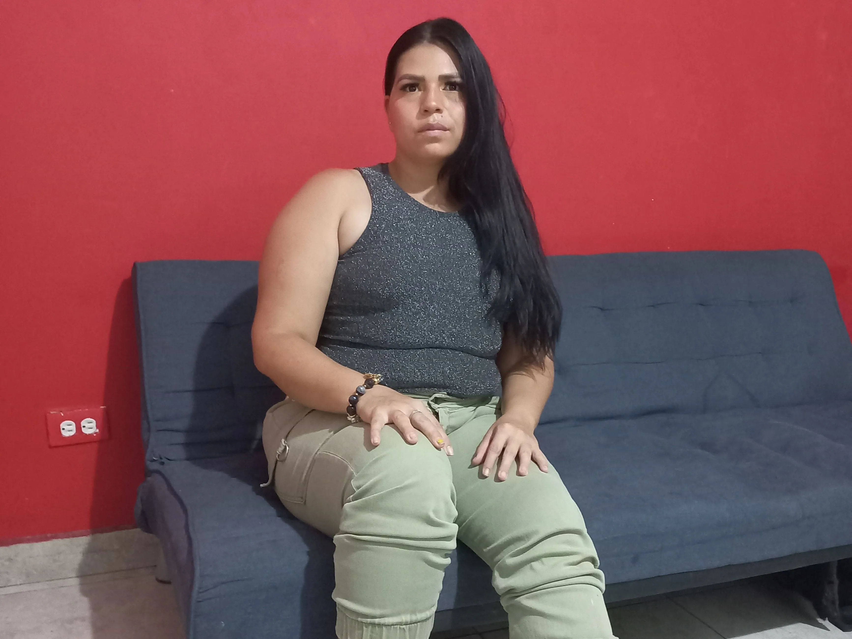 Foto de perfil de modelo de webcam de PerlaLtn