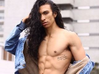 apolocruz profielfoto van cam model