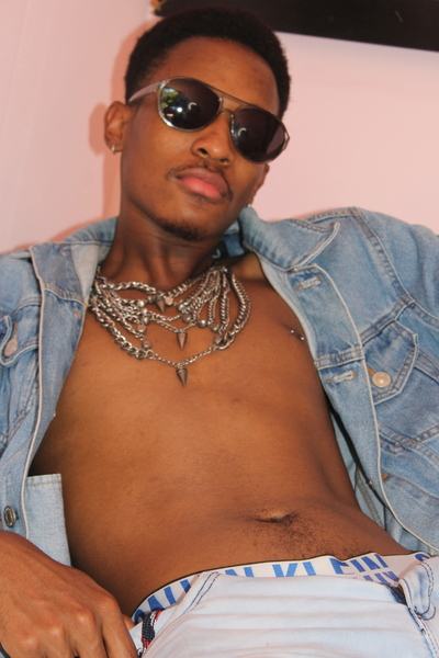 Darsteller LeikBrown Foto 8