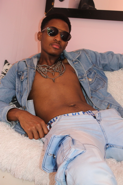 Darsteller LeikBrown Foto 9