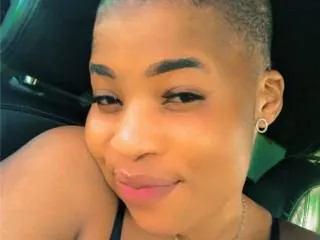 Image de profil du modèle de webcam Wetbunny99