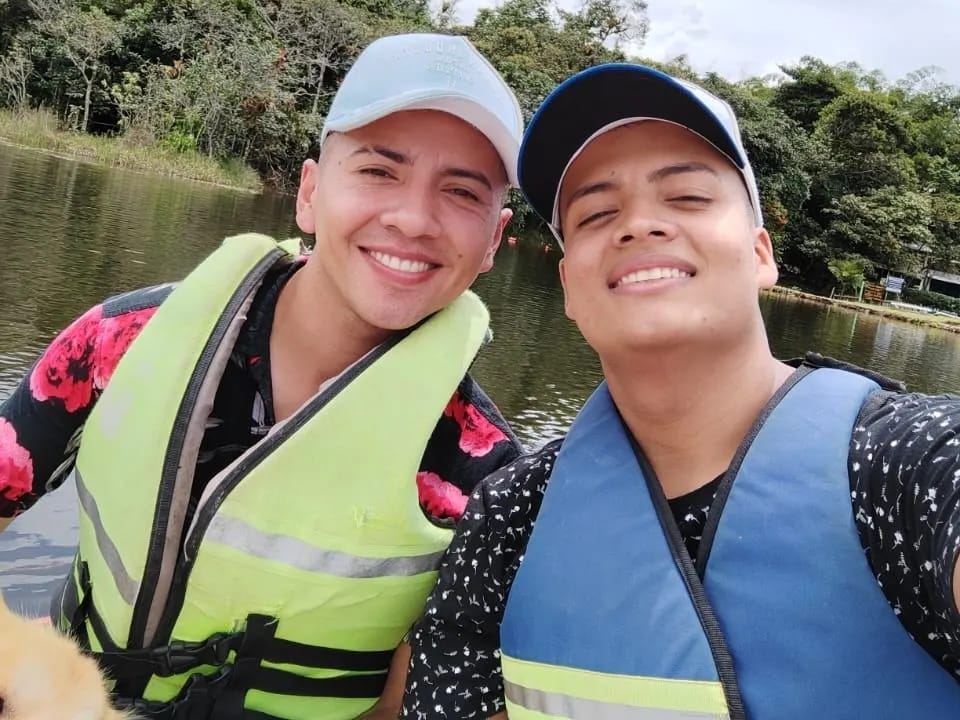 Profilbilde av AndresAndSanti webkamera modell