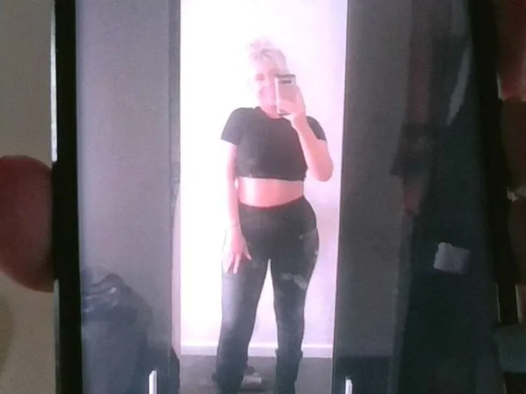 BlondieBabeXX profilbild på webbkameramodell