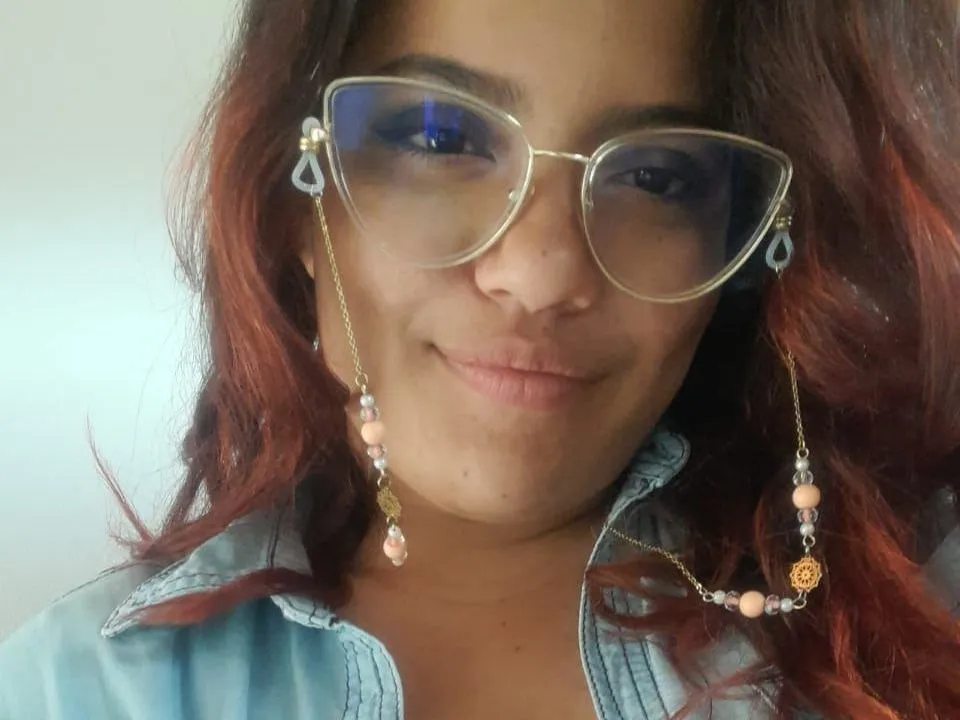 Foto de perfil de modelo de webcam de bellahorneyy