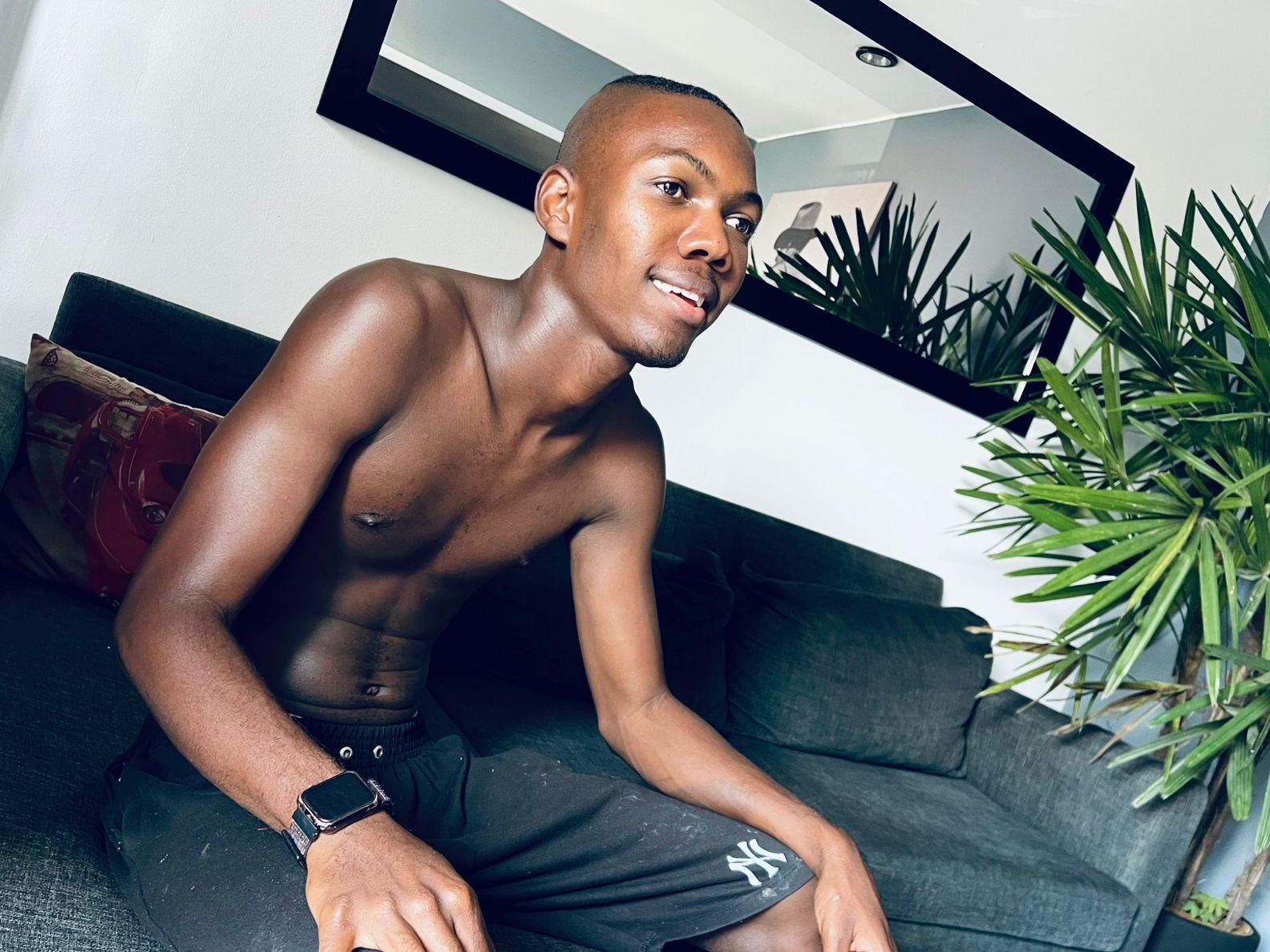 FaruBigCock Profilbild des Cam-Modells