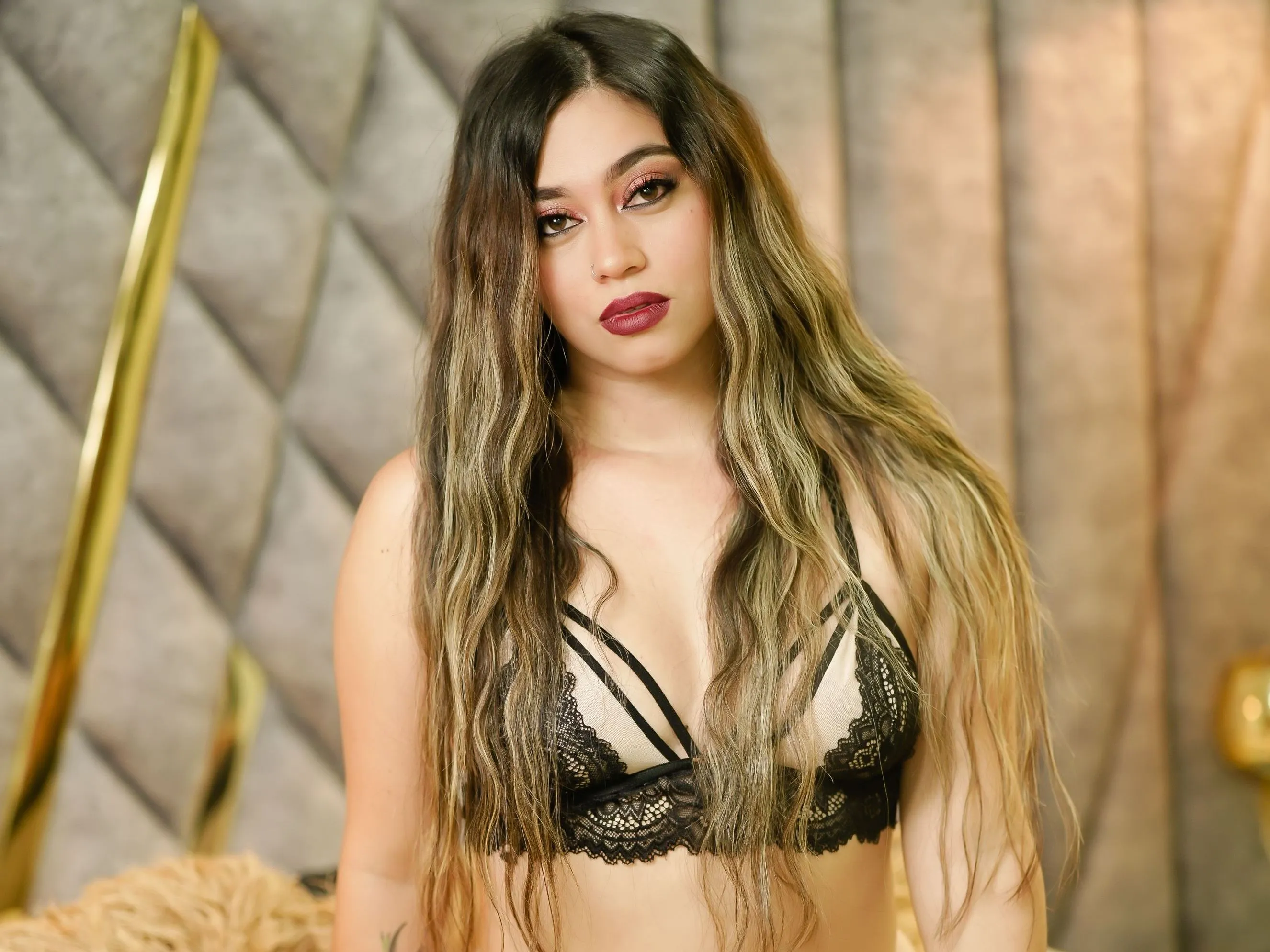 Imagen de perfil de modelo de cámara web de SamanthaEvams