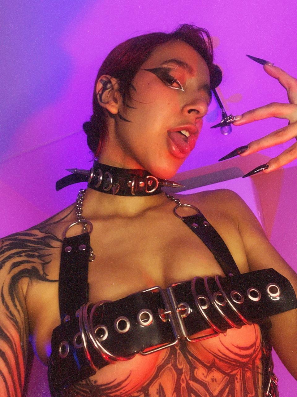 Artiest ALICEPOIXXXON Foto 11