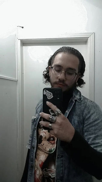 Interprète AdamRomero Photo 12