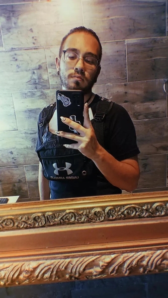 Interprète AdamRomero Photo 9