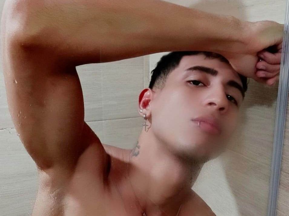 Imagen de perfil de modelo de cámara web de matiusexymen