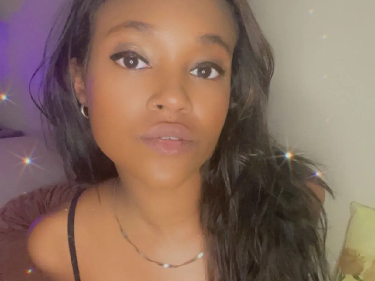 AsteriaOnyxx Profilbild des Cam-Modells