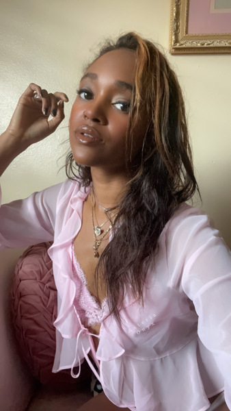 Utøver AsteriaOnyxx Bilde 2