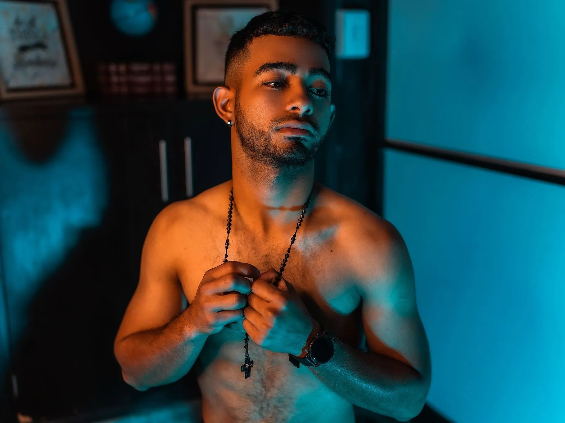 LoganMills cam model profile picture