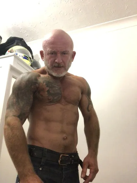 Utøver Cheekybustybabe_n_markusspartan Bilde 4