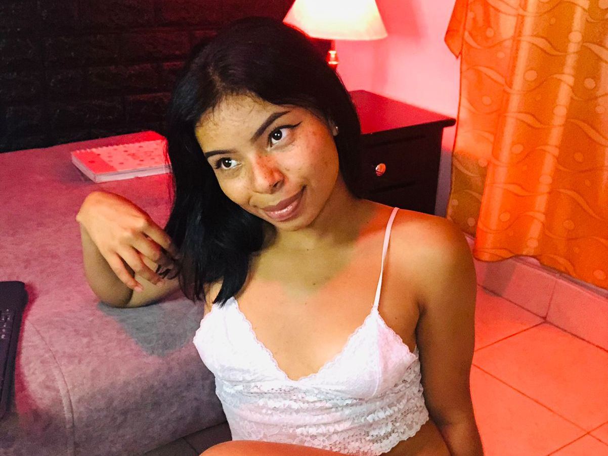 Foto de perfil de modelo de webcam de EmiliCoopper