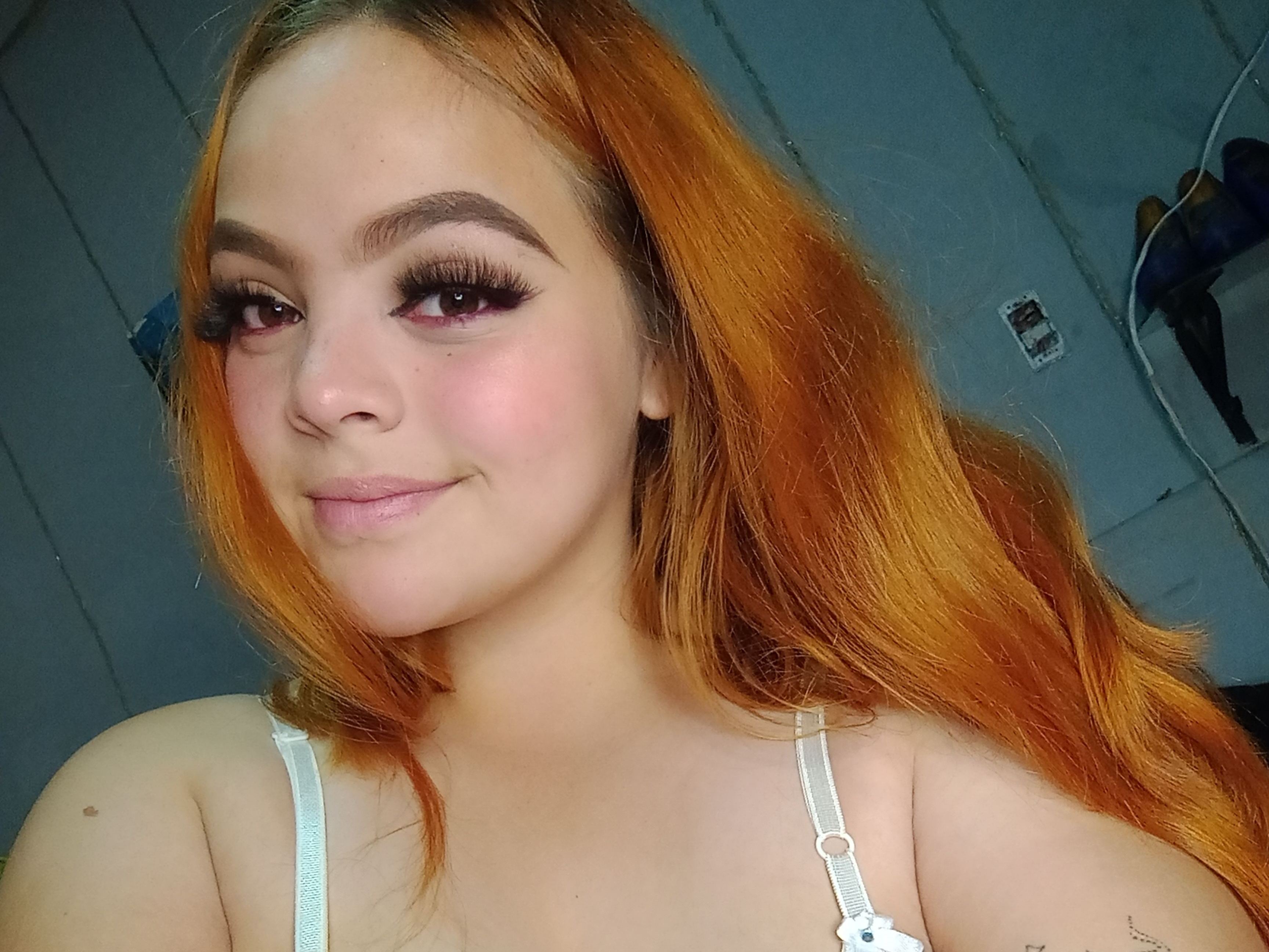 Fernandahot69 immagine del profilo del modello di cam