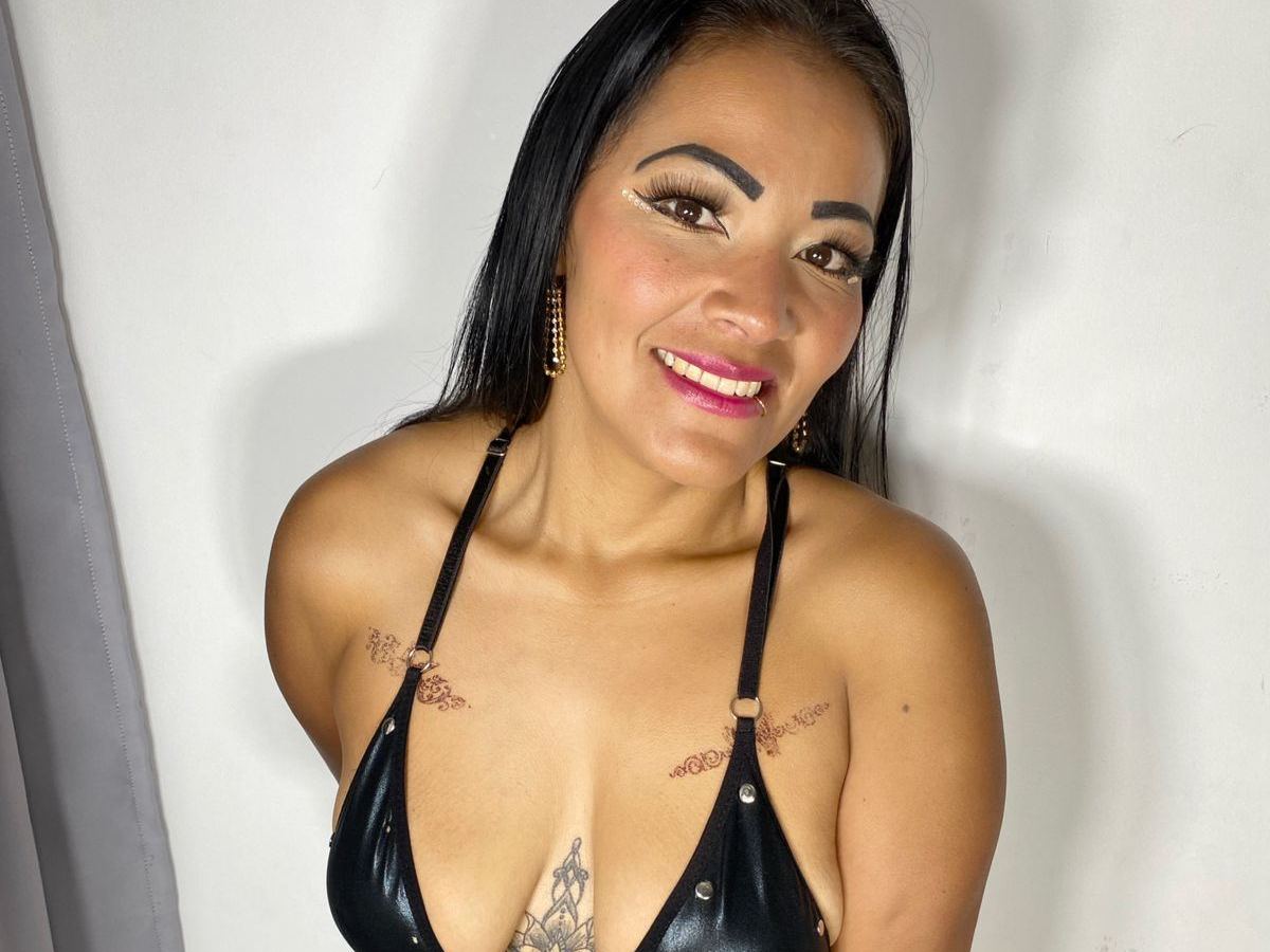 Foto de perfil de modelo de webcam de Hera55