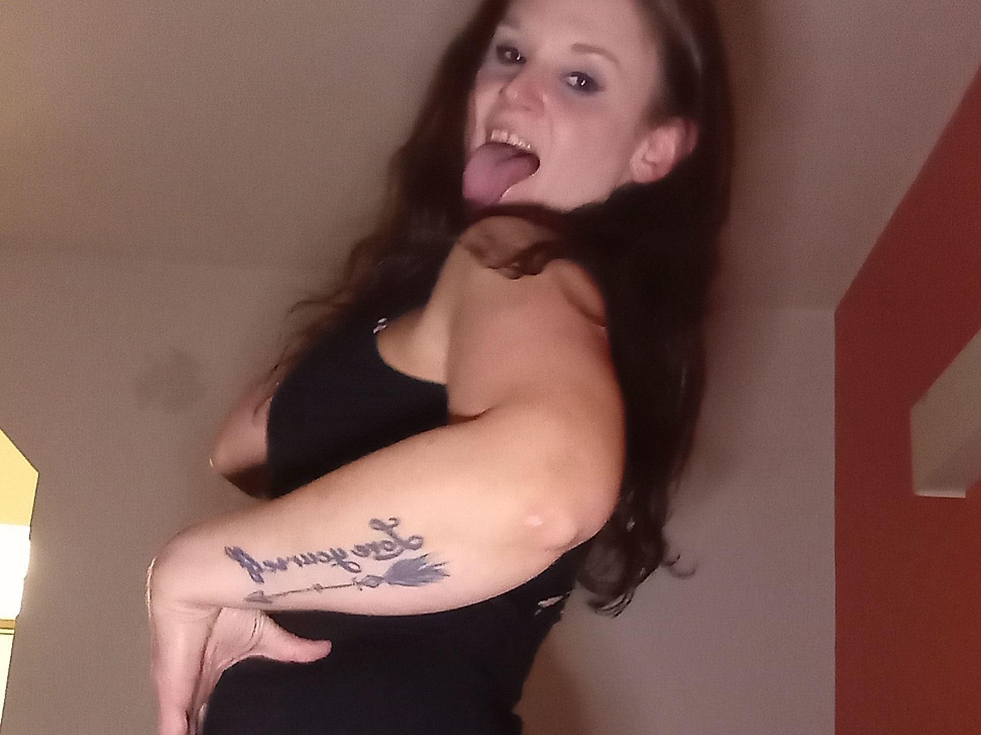 Profilbilde av ImabrunetteMakemewet23 webkamera modell