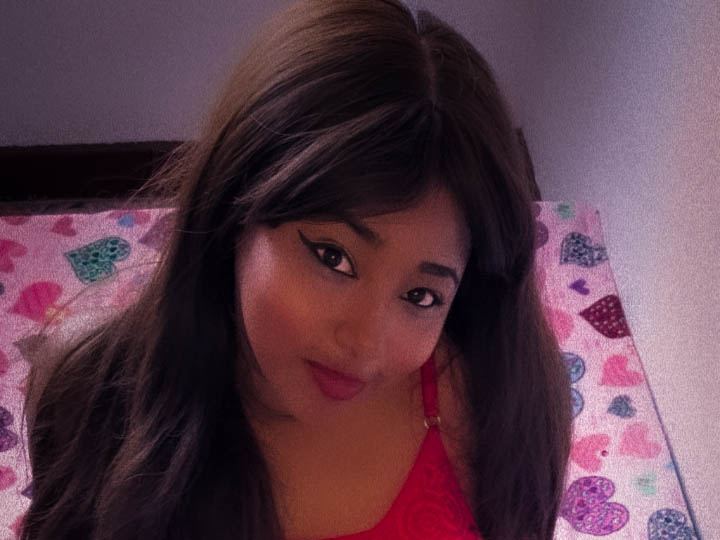 Profilbilde av EllieD24 webkamera modell