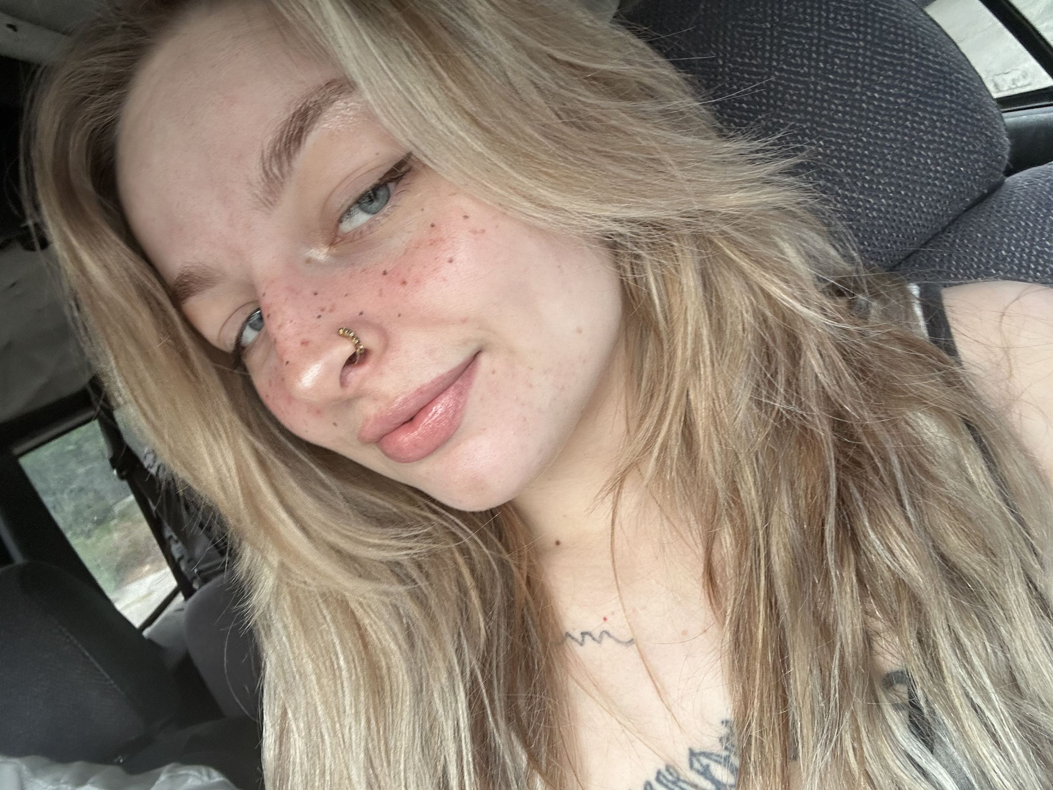 StacyRose98 profilbild på webbkameramodell 